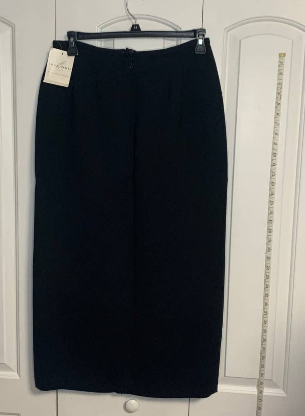 Black Emma James skirt NWT